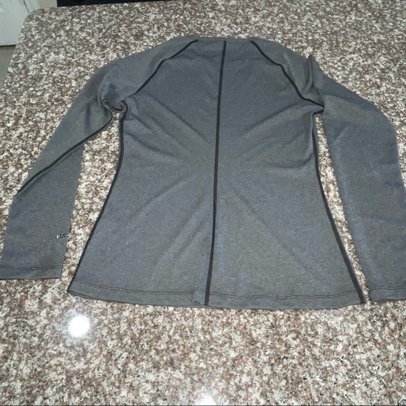 The North Face - Long sleeve Top Bundle - Picture 10 of 11